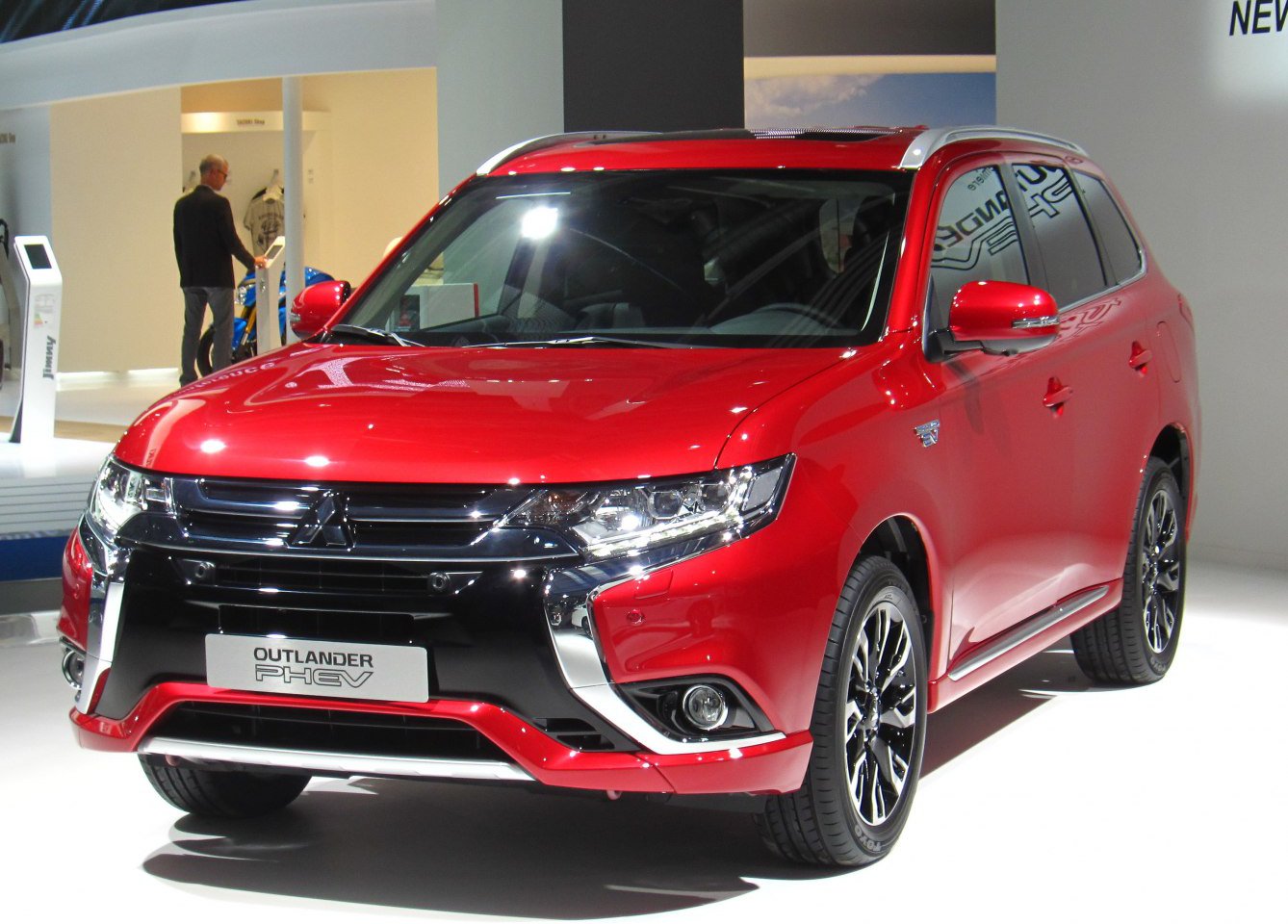 Mitsubishi Outlander Iii Facelift Gt Mivec V Hp Wd